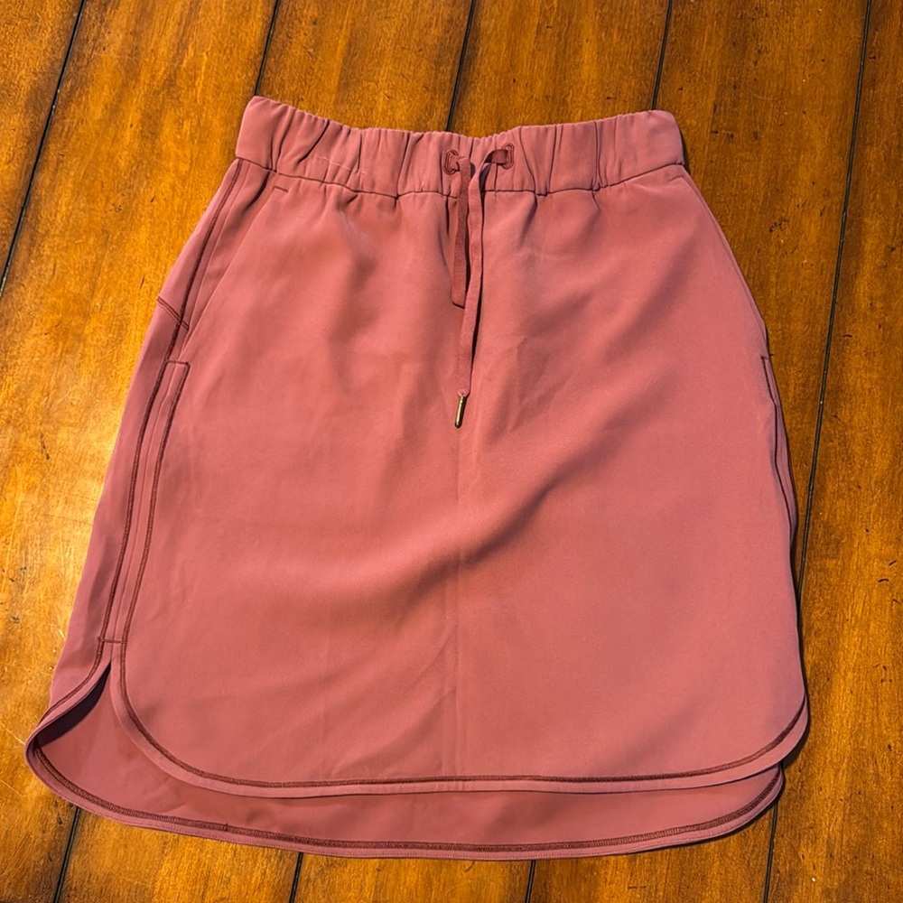 Lululemon - Skirt Size 6